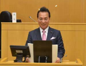 令和３年１１月２４日代表質問(令和３年千代田区議会第４回定例会議事速記録より)