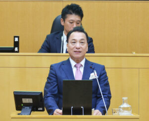 本日、一般質問を行います